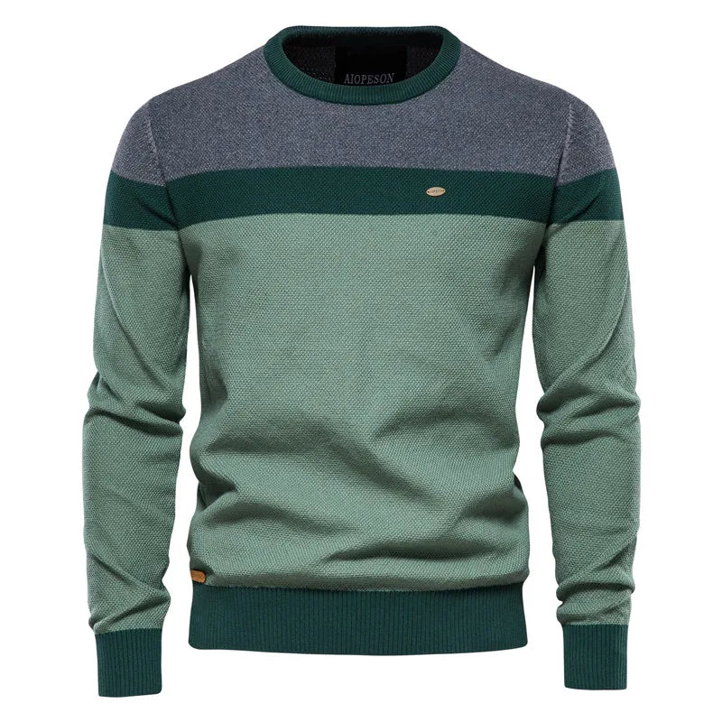 Men's Classic Crew Neck Knitted Jumper for Autumn Layering